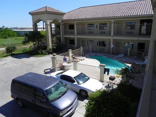 Boca Chica Inn And Suites Brownsville Ngoại thất bức ảnh